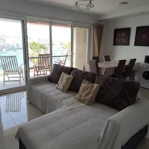 Aquamarine Sea Front - Third Floor Apartment Marsaskala